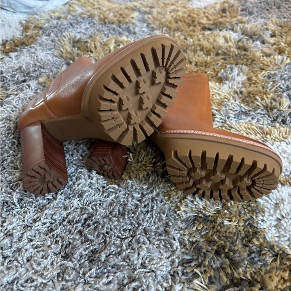 Vince Camuto Brown/Tan Lug Boots, Size 8. Never Worn - Picture 4 of 6